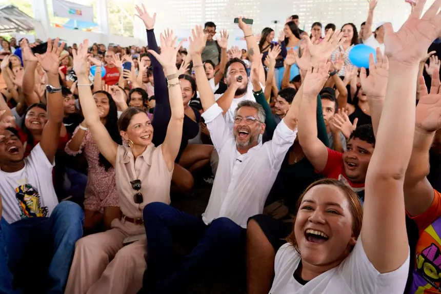 ‘Em condições de seguir o seu destino de educar e formar gerações em Mazagão’, diz governador Clécio Luís ao entregar Escola Estadual Dr. Murilo Braga