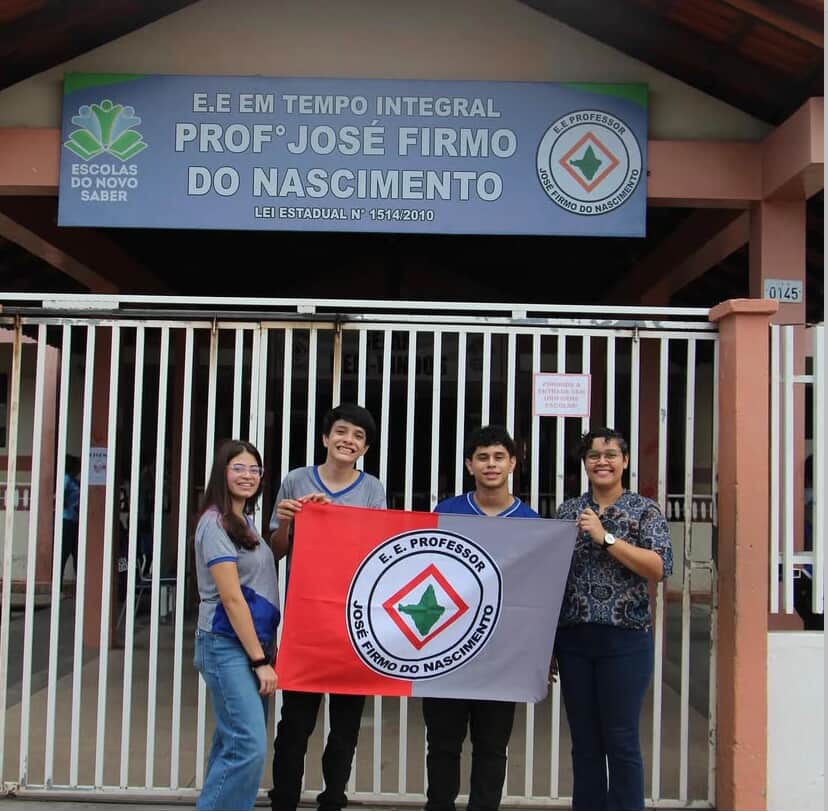 Estudantes do 8 ano da Escola Estadual José Firmo são classificados para etapa nacional do Desafio Liga Jovem 2025