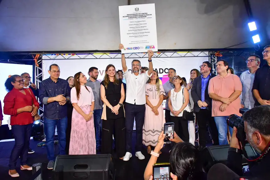 ‘Estamos dando a devida importância que a saúde bucal merece’, celebra governador Clécio ao entregar novo Centro de Especialidades Odontológicas do AP