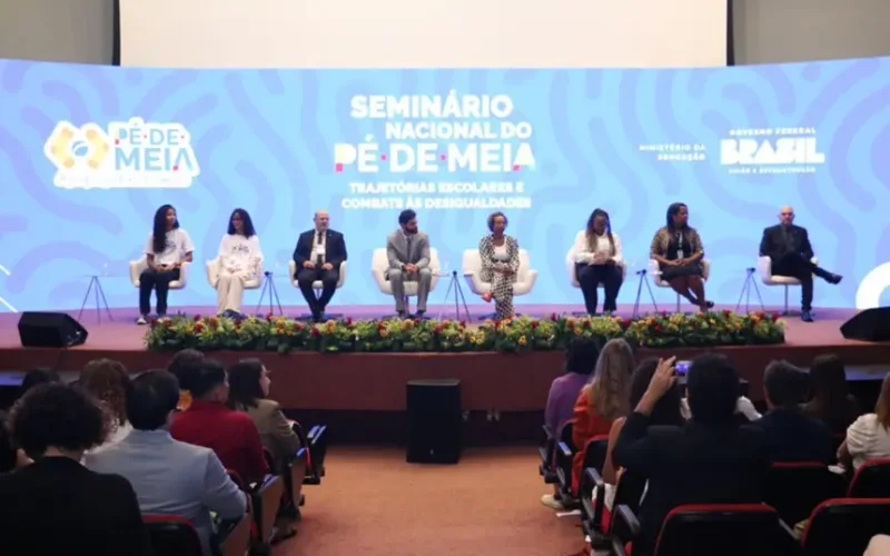 Governo do Amapá participa do 1° Seminário Nacional do Programa Pé de Meia, em Brasília