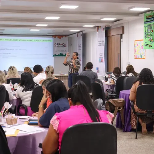 ‘A gente precisa garantir a aprendizagem dos nossos alunos’, diz coordenadora em nova formação do Criança Alfabetizada no Amapá
