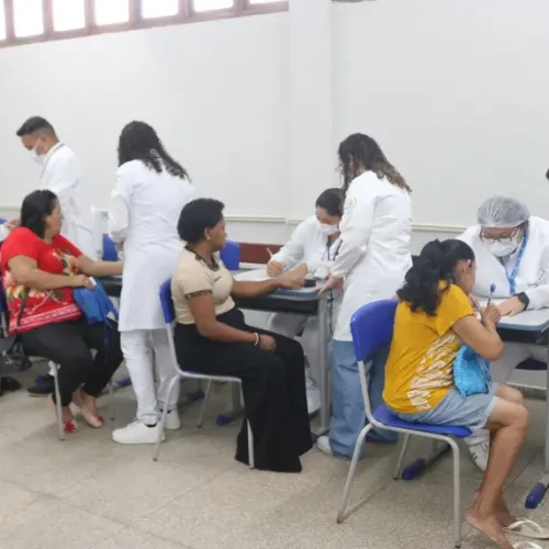 ‘Cepajob em Ação’ beneficia cerca de 400 pessoas com mais de 30 serviços gratuitos de cidadania e saúde em Macapá