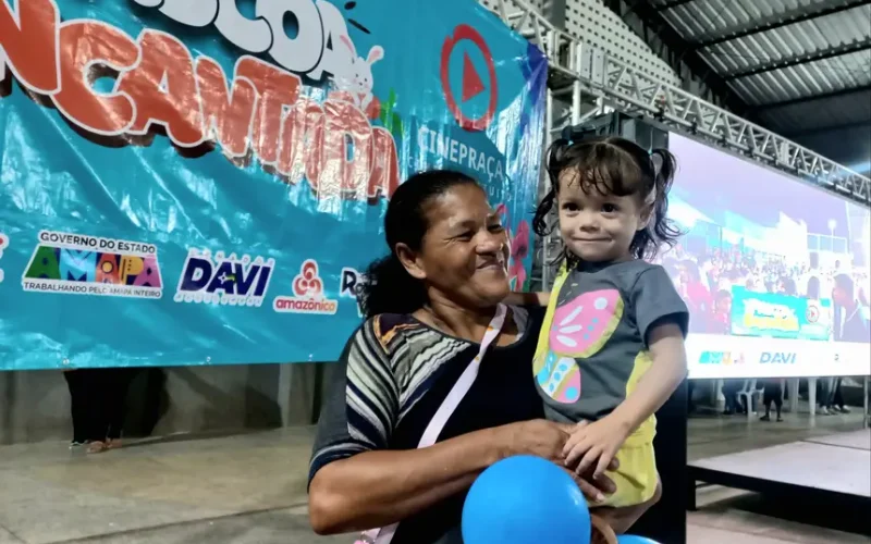‘É sobre sentir-se lembrada e acolhida’, diz moradora do Macapaba ao participar da Páscoa Encantada do Governo do Amapá