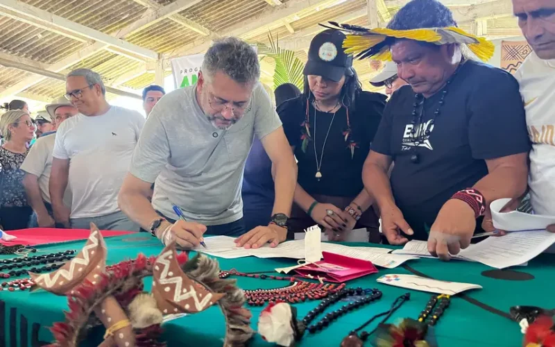 Governo do Amapá anuncia lançamento de edital para investir R$ 100 mil em iniciativas de empoderamento dos povos indígenas em escolas