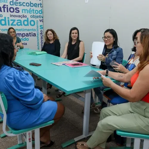 Especialização gratuita de gestão em escola de ensino médio é ofertada para educadores do Amapá; confira edital
