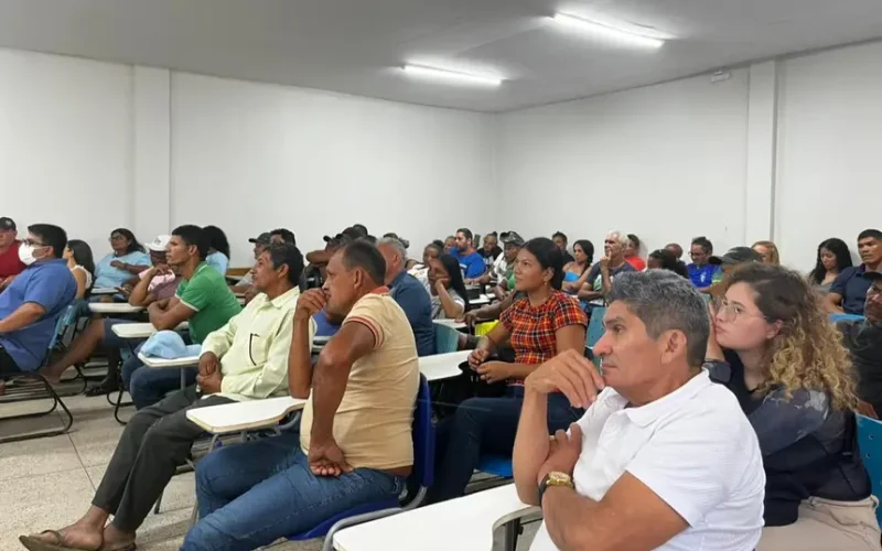 Governo do Estado reúne agricultores de Oiapoque para debater ações de fortalecimento da produção rural