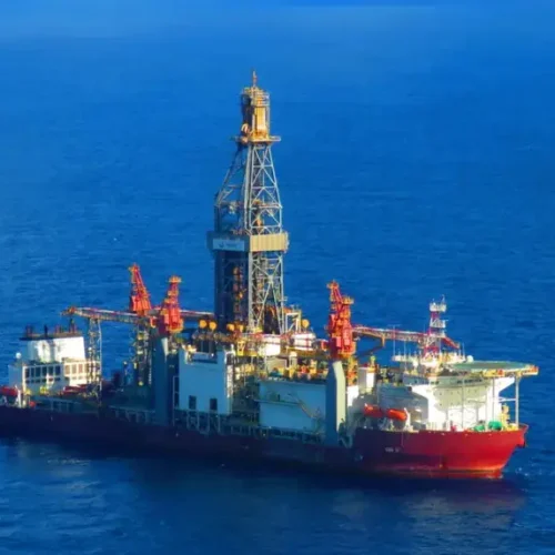 Governo do Amapá acompanha simulação de emergência da Petrobras na Costa do Amapá para assegurar exploração de petróleo
