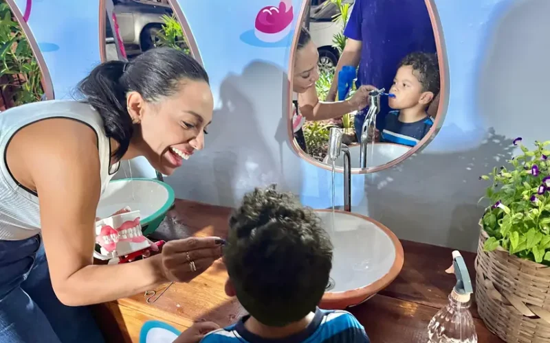 Programa Mais Sorriso leva ‘escovódromo’ para ensinar sobre saúde bucal de forma divertida na 54ª Expofeira do Amapá