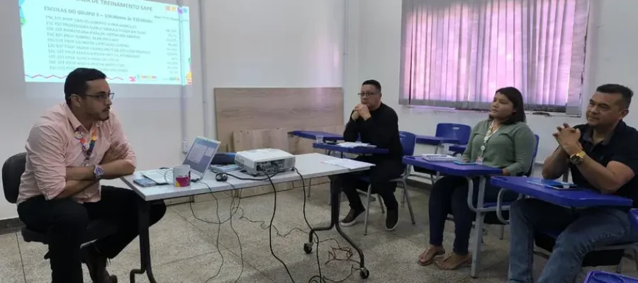 Governo do Amapá orienta gestores sobre fluxo escolar no final do ano letivo
