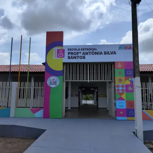 Governo do Amapá entrega Escola Estadual Antônia Silva Santos totalmente reconstruída em Mazagão