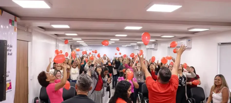 Servidoras da educação do Amapá participam de programação que celebra o Dia Internacional da Mulher