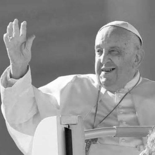 Morre o papa Francisco, Jorge Mario Bergoglio, aos 88 anos em Roma