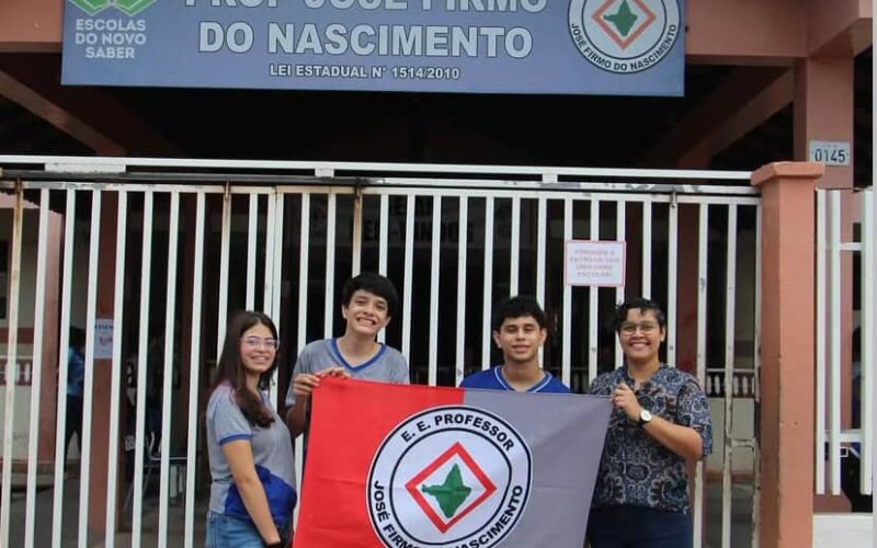 Estudantes do 8 ano da Escola Estadual José Firmo são classificados para etapa nacional do Desafio Liga Jovem 2025